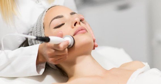 Certifications and Dermatology Careers: Why Choosing the Right Course Is Vital